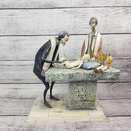 Statuina ceramica firmata - , toni