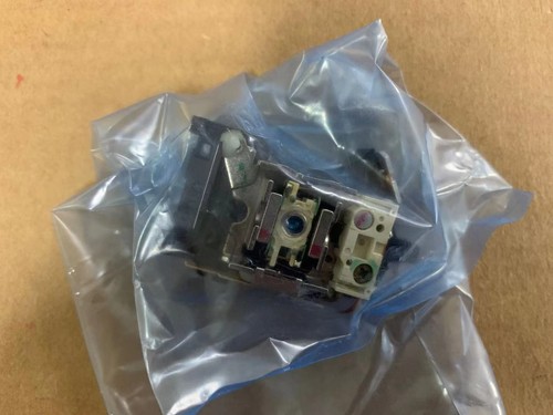 Pickup ottico obiettivo laser