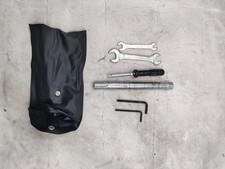 KIT ATTREZZI SOTTO SELLA  -