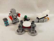 sympa robot l'espace  lego  60201   ( Calendrier de l’Avent ) 1325