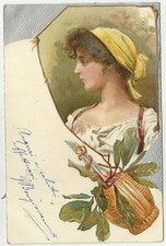 antica cartolina di donna donnina e bottiglione di vino in rilievo spedita 1901