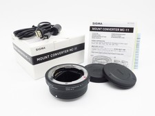 Obiettivo Sigma Mount Converter MC-11 SA-E Sigma SA su fotocamera Sony E-Mount