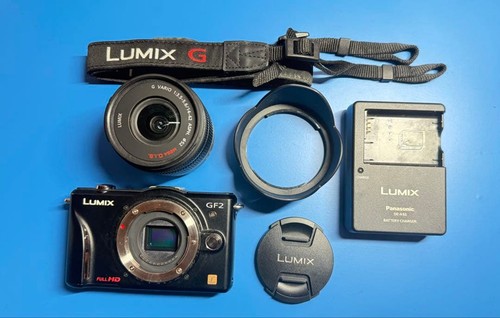 Kit fotocamera mirrorless