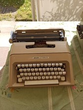 MACCHINA DA SCRIVERE OLIVETTI