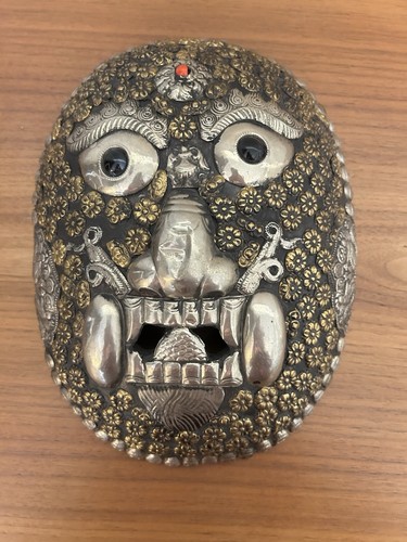 Maschera cerimoniale vintage
