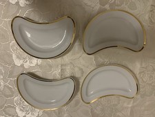 ANTICO SERVIZIO TAVOLA 4 PIATTI INSALATA MEZZA LUNA PORCELLANA GINORI