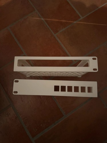 Rack mount for ucg uxg - 19",