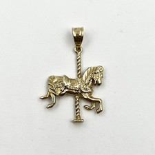 Ciondolo in oro giallo 14