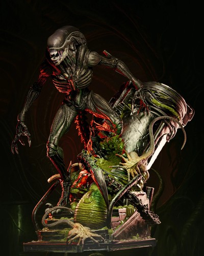 Statua xenomorfo alieno