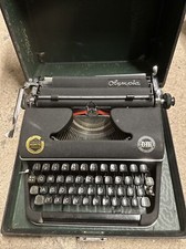 Macchina Da Scrivere Olympia