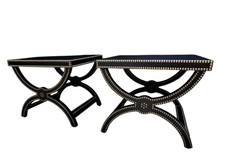 Sgabelli ottomani fine XX secolo vintage x base in pelle testa chiodata - una coppia