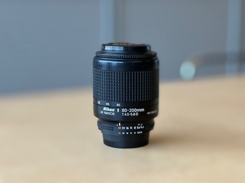 Nikon 200mm 5 - f/4.5-5.6, d
