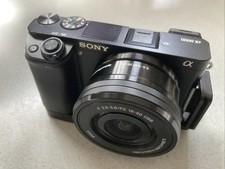 Sony Alpha 6000 Kit con 16-50