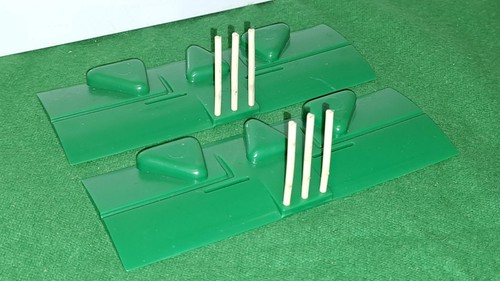Subbuteo cricket due set - due,