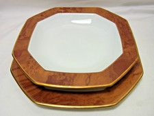 Zuppiera e piatto colazione