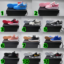 AF, Jordan 2-12, YZY Key