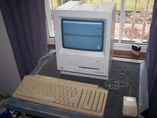 Macintosh SE Modello M5011 con