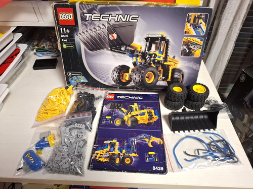 Lego technic 8439 front end - lego,