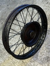 Ruota e mozzo moto d'epoca