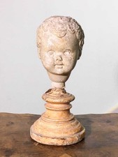 Scultura antica testa di putto in gesso su piedistallo
