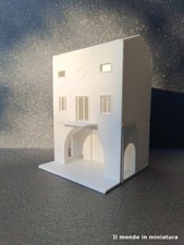 Casa per  plastico H0 con portico e terrazzo un piano e sottotetto