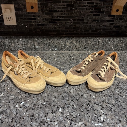 Due paia sneakers - -,