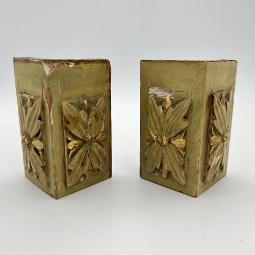 Antico intaglio angolo - intaglio, ad