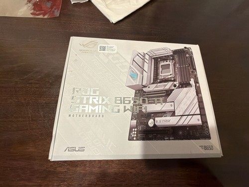 Asus rog strix b650 scheda - asus,