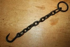 Antico anello in ferro battuto