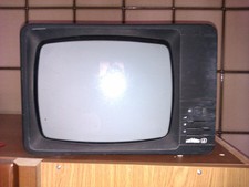 TELEVISOREVINTAGE ANNI 60 IN BIANCO E NERO D'EPOCA 12 POLLICI PER COLLEZIONISTI.