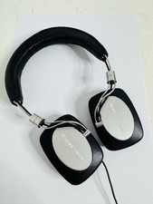 Bowers & Wilkins P5 de color