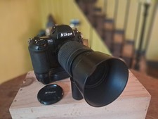 Nikon 100 avec - f,