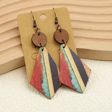 Orecchino in legno vintage a