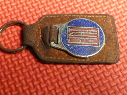 Fiat vintage keyring - fiat,