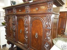 Credenza stile rinascimentale