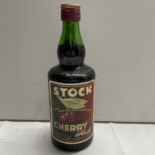 Liquore cherry brandy stock - cherry,