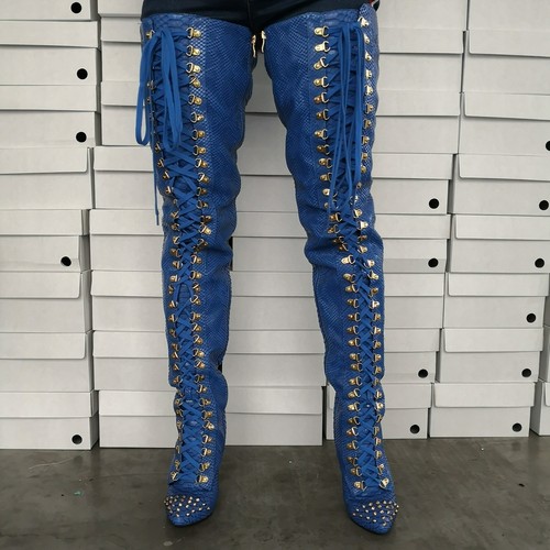 Stivali donna eleganti sopra