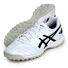Nuove scarpe da calcio Asics