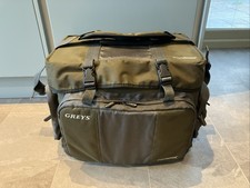 BORSA A TRACOLLA GRIGIA PLATINO PESCA A MOSCA TROTA SALMONE