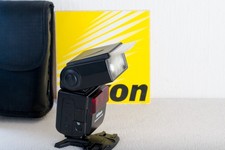 Nikon Speedlight SB-600 in