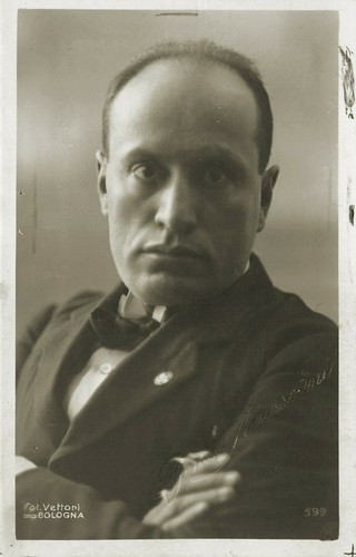 C4041 benito mussolini - c4041),