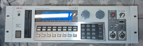 Akai s1100 sampler 10mb ram - sampler,