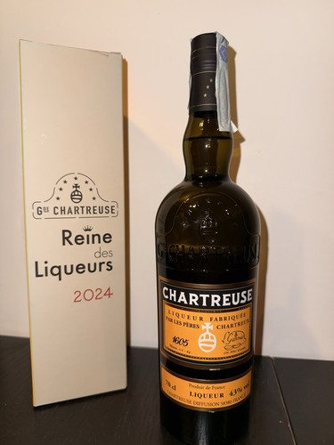 Chartreuse reines des liqueurs - des,