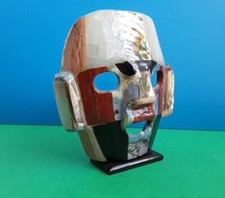Maschera Maya, mosaico con pietre semi preziose e madreperla, 9,5 cm. x 10,5 cm.