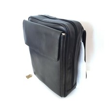 Large one shoulder bag in
