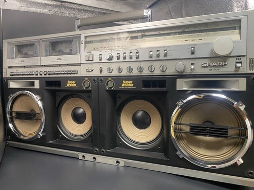 Sharp 909 vintage boombox - vintage,