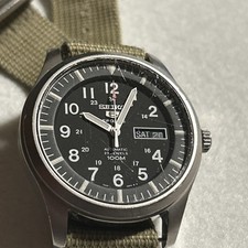 Orologio SEIKO 5 SPORTS Automatico Giappone Cinturino Nylon SNZG15J1 Uomo