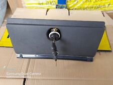 Sportellino vano portaoggetti