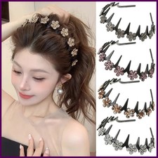 Diadema con flores y diamantes