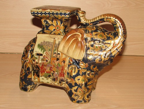 Pedestal peana oriental
